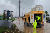 今年首個“紅暴”！珠海水控集團(tuán)排澇“急先鋒”暴雨中前行......